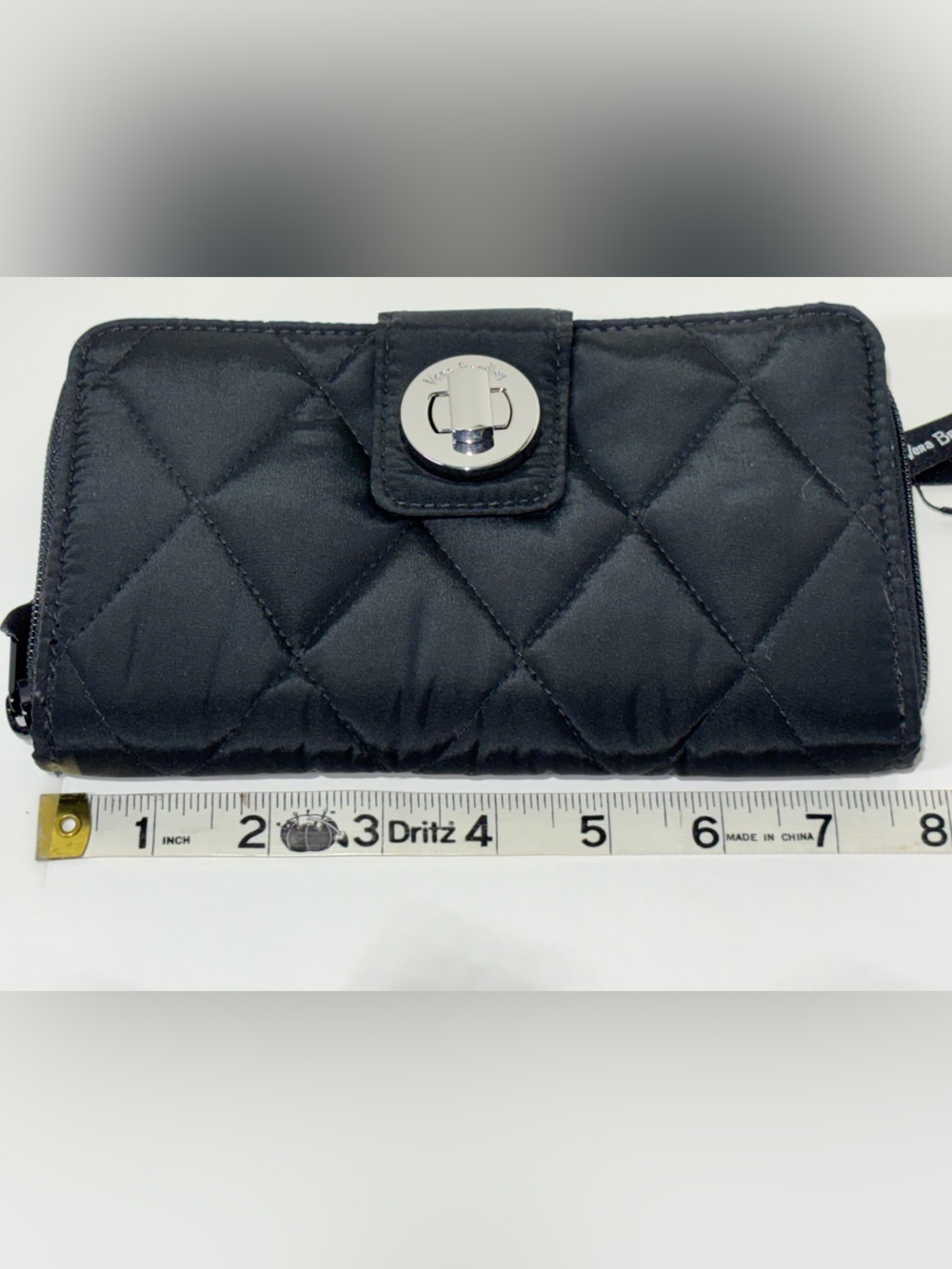 NWT Vera Bradley Ultra Light RFID Turnlock Wallet in Black